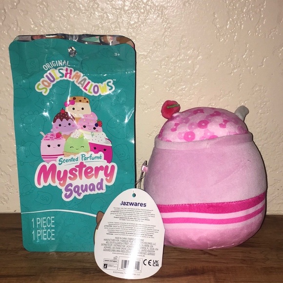 Scented Squishmallows 5” Marlene - Picture 3 of 3